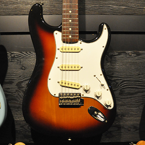 [중고] Fender Japan - 62&#039; Stratocaster 3TS 1993-1994 [9721]