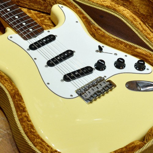 [중고] Fender Japan &#039;62 Vintage Cream 1990&#039;
