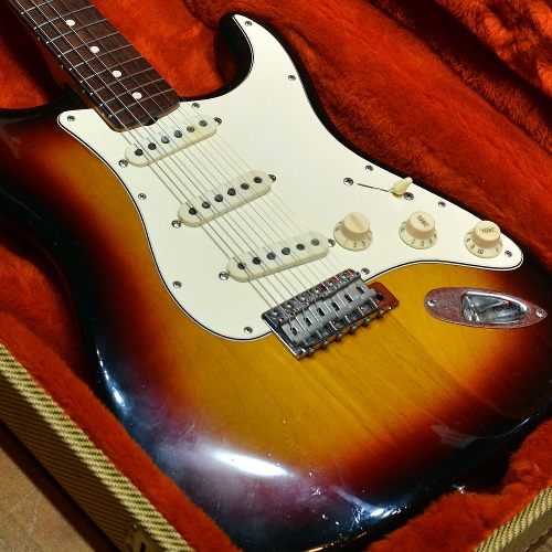 [중고] Fender USA &#039;62 Reissue Stratocaster Sunburst Fullerton 1983&#039;