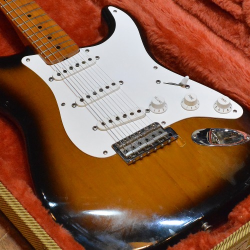 [중고] Fender USA 57&#039; Vintage Sunburst Corona 1989&#039;