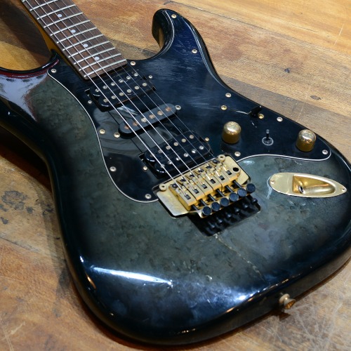 [중고] Fender Japan STR-80 Pro Feel Series HSH FR Blueberry Burst 1980&#039;