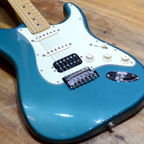 [중고] Fender Deluxe Lone Star Stratocaster Ocean Turquoise MN 2015&#039;