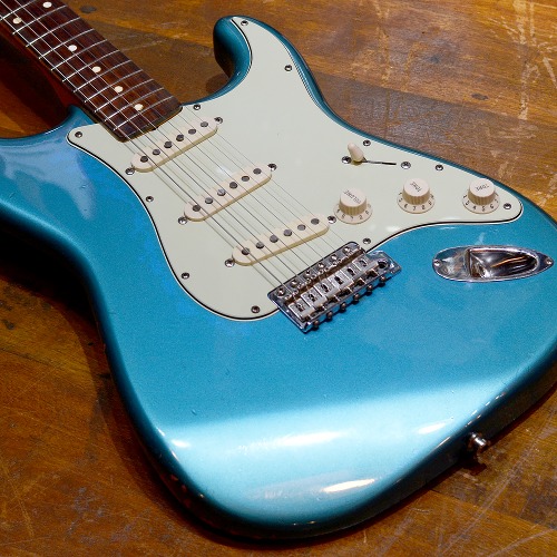 [중고] Fender Japan &#039;62 Stratocaster Lake Placid Blue 2000&#039;